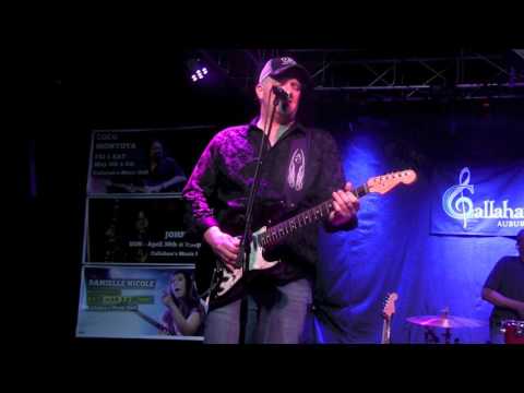''HOOCHIE COOCHIE MAN / DIXIE CHICKEN'' - ALBERT CUMMINGS BAND @ Callahan's, March 2017
