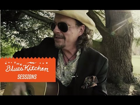 Ian Siegal - I Am The Train [The Blues Kitchen Sessions]