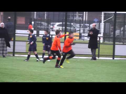 1 dec 2012 DHSC E3 - VV De Meern E5 com 1-10 Doelpunt Mehmet, assist Driss 0-1