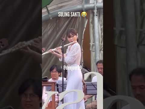 BALI TANPA SULING ❌ BOGOR BAWA SULING 😂✔️ INYONG INYONG 🤣🤣🤣 #isyana #isyanasarasvati #inyong #shorts