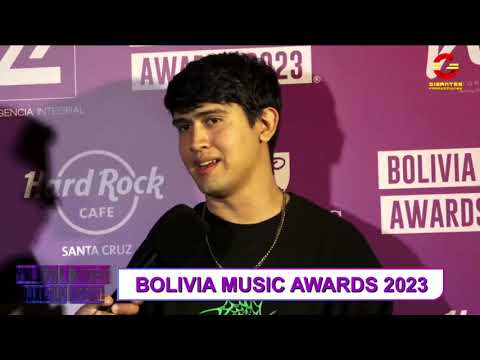 ANGEL BLANCHARD EN LA ALFOMBRA AZUL DE LOS BOLIVIA MUSIC AWARDS 2023