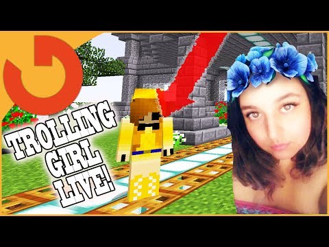 TROLLING GIRL GAMER WHILE SHE'S STREAMING! (Minecraft Trolling)