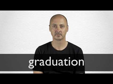 How to pronounce GRADUATION in British English