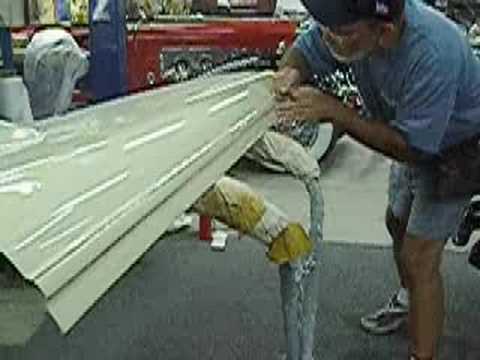 Alan Johnson pinstripes Clark Gable's Duesenberg