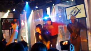 BoA-Look Who&#39;s Talking (Her debut performance in NYC)