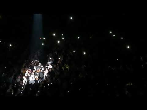 Thumbnail for Shania Twain Now Tour SSE Hydro, entrance to arena and start of show!. 19th September 2018 by David Connell