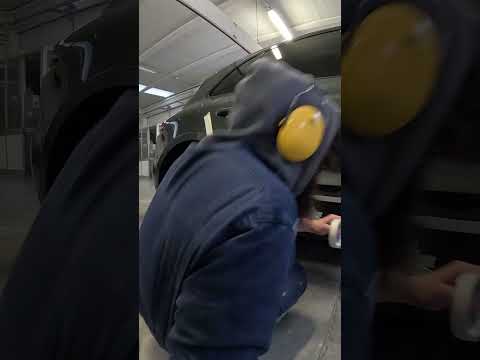 Raddrizzatura Porsche Macan (Portiera)