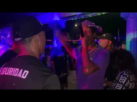 DJ Gomeko , + Yandito - Concierto En La Piscina de el Morado