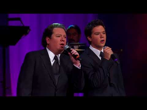 Marco antonio muñiz,Jorge muñiz Y Axel Muñiz   por amor  en vivo  HD