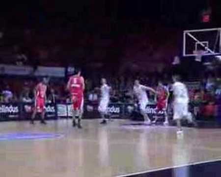 03 03-10-07 BvB BCO-Ninane - Opnieuw score van Veselin Petro