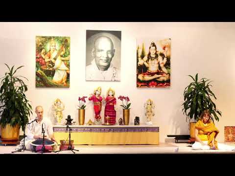 FANTASIEREISE mit Gopika und Madhuka - Yoga Vidya Ashram Live 12:30 Uhr 01.12.2021