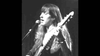 Happy Rhodes live "And Dream Of Sheep" (Kate Bush cover) Tin Angel 11-01-03 2nd show