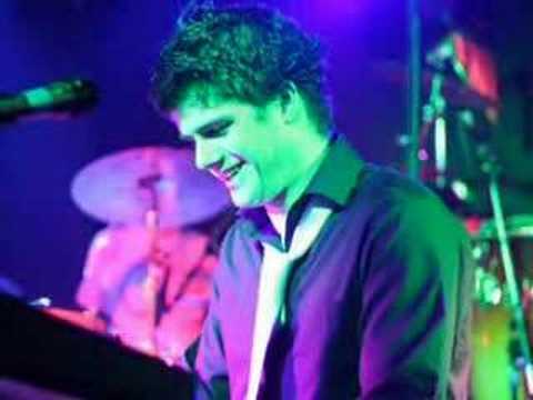 Fresh Funk Think! Aretha Franklin Wedding Band *Watch*