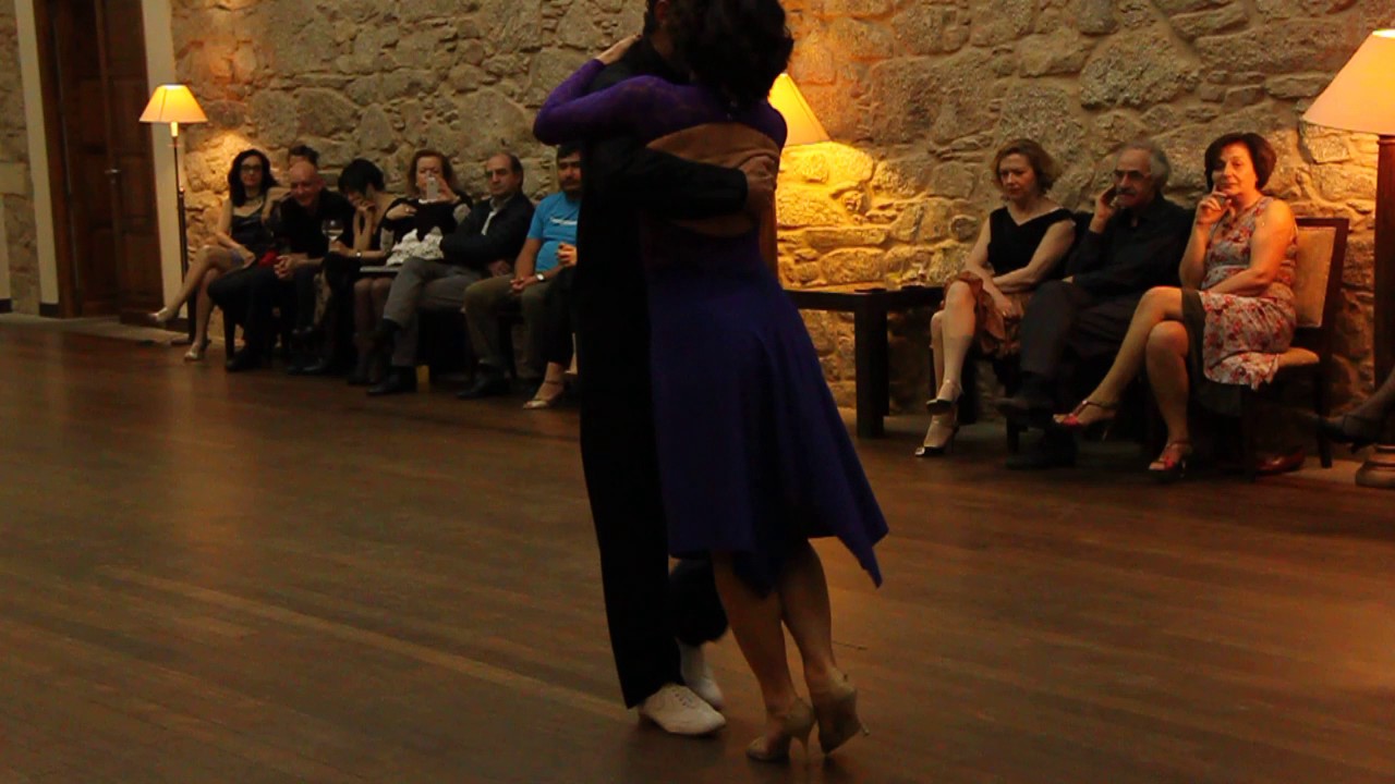 Video thumbnail for DIEGO CORNELLA JAIMEZ E LAURA DIEZ NO IV COMPOSTELA TANGO FESTIVAL-3/4(2)