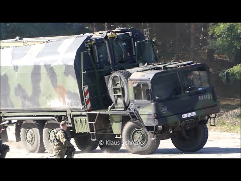 Bau Faltschwimmbrücke 5./DEU/GBR PiBrBtl 130 über die Havel