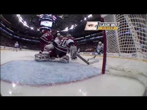 Kessel Goal - Leafs 1 vs Canes 2 - Nov 20th 2011 (HD)
