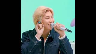 Download lagu namjoon singing 'Look here' with his 😍 voice in Bts room live | Festa 2021 | mp3