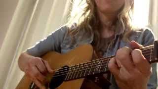 Ana Egge - Rock Me (Divine Mother)