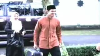 Download lagu Ketika Cinta Bertasbih MRI Episode 1.mp4 mp3