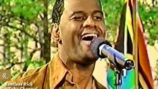 Brian McKnight - My Kind of Girl (LIVE Concert New York City 2002 on Weekend TODAY)