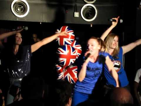 ESCKAZ live in London: Valentina Monetta (San Marino) - The Social Network Song oh oh-uh-oh oh