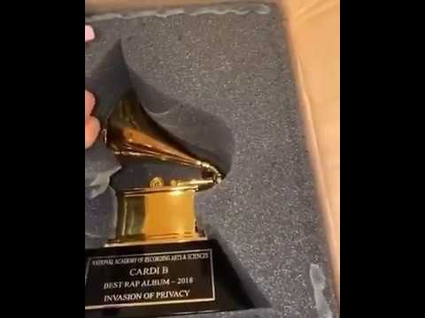 Cardi b finally receives her 2018 Grammy