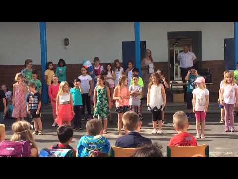 Kholoud Schule Spaß singen tanzen