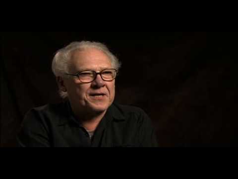 LYLE TUTTLE TATTOO ARTIST(Tattoo Gun s & Studio)