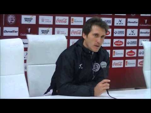 Lanus: Guillermo nombro a River y Cacareo una Gallina