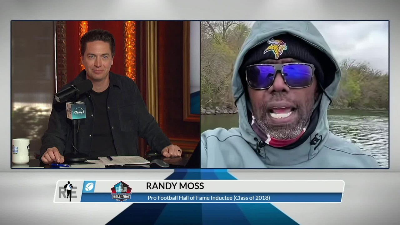 Randy Moss does an interview LIVE while bass fishing 🎣😅 | The Rich Eisen Show