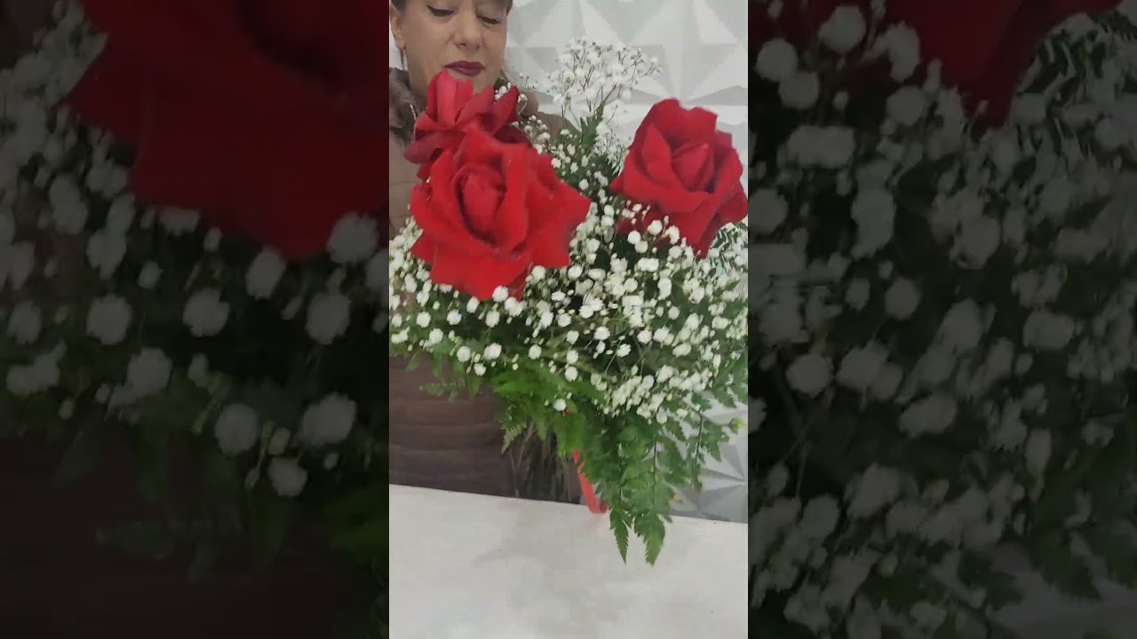 Making a Bouquet of 3 Roses for my Client! #short #shorts #youtube