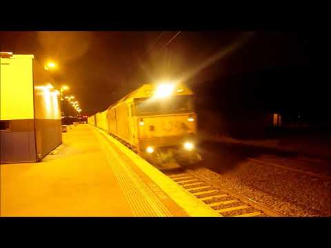 9204 Up Warnambool Freight BL34 at Aircraft