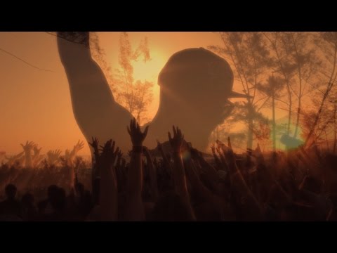 Detonautas Roque Clube - Ela é demais