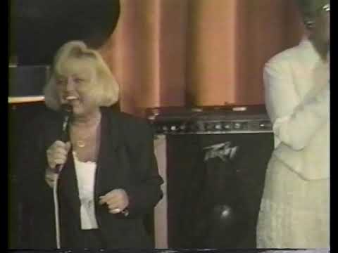 Oh What a Happy Day - The Speer Family - Tim Parton on Piano - 1993 Stamps Baxter School Of Music