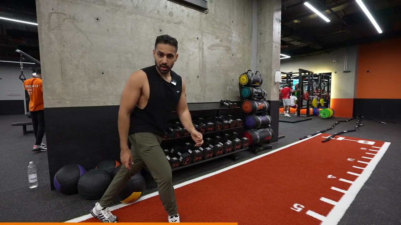 التمرين الثانى : 3 جلسات / 15 عدة للجلسة