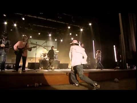 D'ZRT - Para Mim Tanto Me Faz (Ao Vivo no Coliseu)