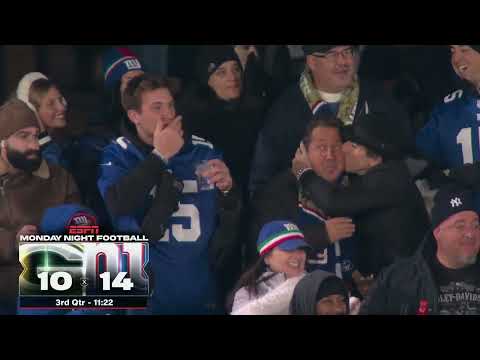 'Kisses everywhere!' 🤌 Tommy DeVito's dad, agent ecstatic after Giants TD | NFL on ESPN