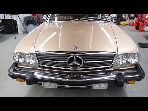 1986 Mercedes-Benz 560SL (CC-2052523) for sale in South Windsor, Connecticut