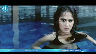 Billa Movie Scenes - Anushka In Swim Suit - Prabha