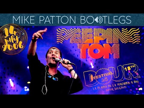 2006/07/14 Peeping Tom - La Plaine de La Machine à Feu, Dour, Belgium