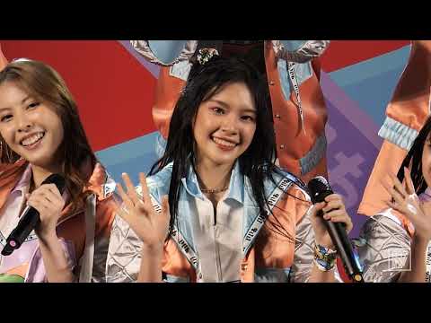 220205 BNK48 Cherprang - Sukida Sukida Sukida @ BNK48 ดีอะ Roadshow Mini Concert [Fancam 4K 60p]