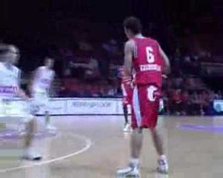 39 03-10-07 BvB BCO-Ninane - Brunner dunkt over alles en ied