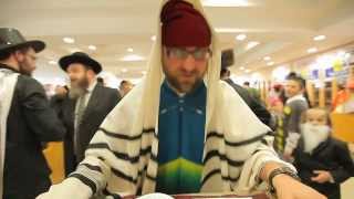 preview picture of video 'Yeshivas Mordechai HaTzaddik & Mincha - Purim 2014 | ישיבות מרדכי הצדיק ומנחה בפורים 5774'