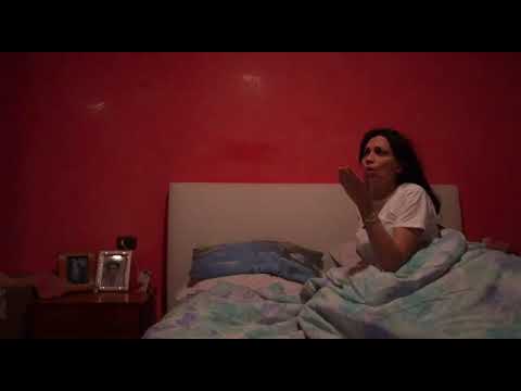 sveglio i miei genitori alle 4 di notte e loro impazziscono