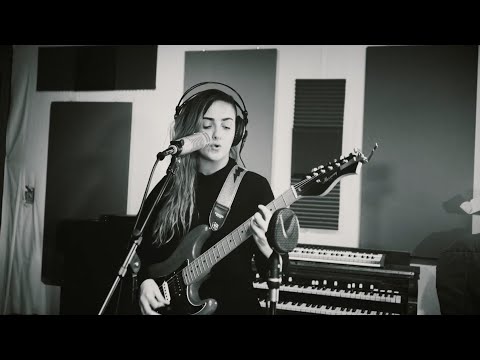 Ruby Dear - Screwed [Live In Studio]