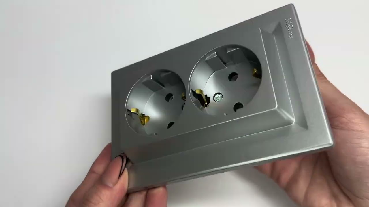 Розетка двойная с/з SCHNEIDER Asfora алюминий EPH9900161