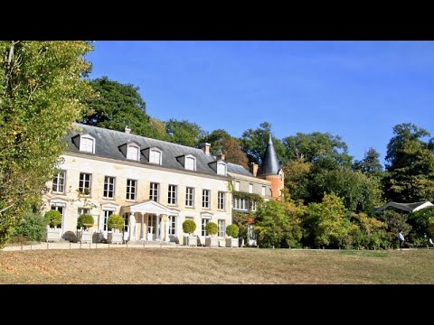 download lagu mp3 mp4 Maison Chateaubriand, download lagu Maison Chateaubriand gratis, unduh video klip Maison Chateaubriand