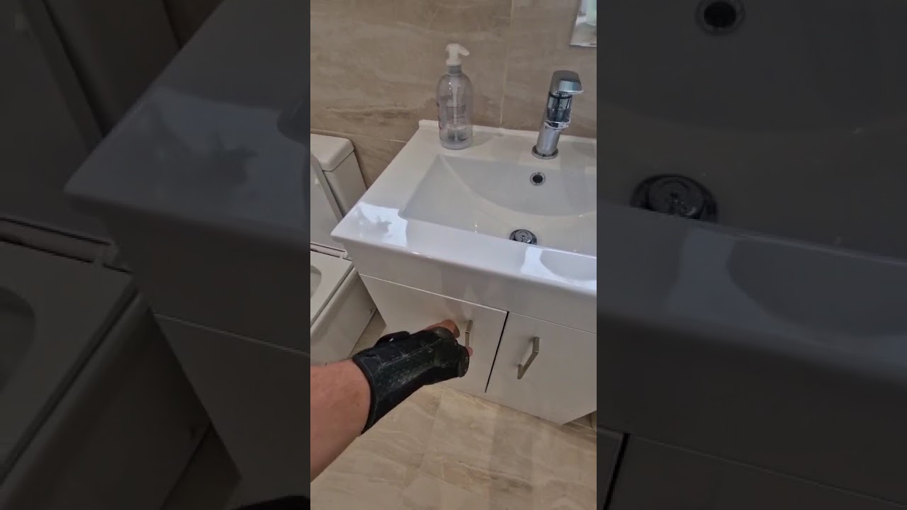 Full bathroom fitting