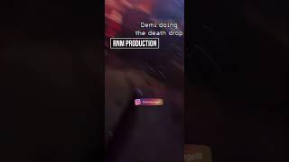 Download lagu 👼🏽BIGO LIVE:👼🏽Demi doing the death drop👼🏽🤣🤣 mp3