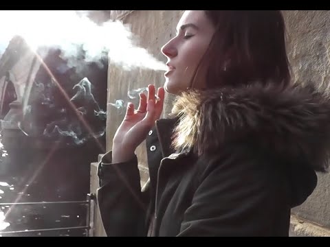 18 Year Old European Smoker Elena Showcases her Smoking Style!